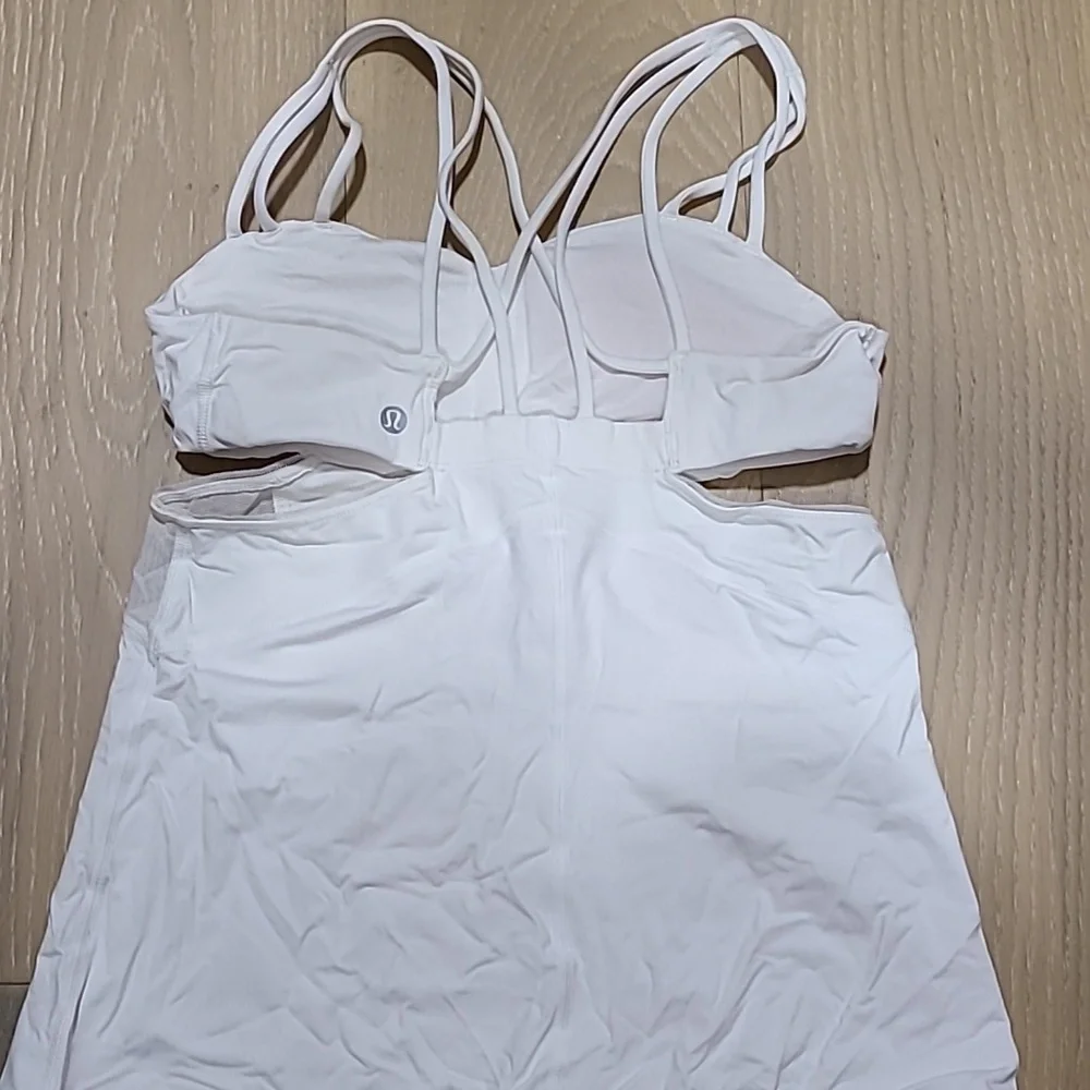 Lululemon white tank size 6 - Picture 3 of 5